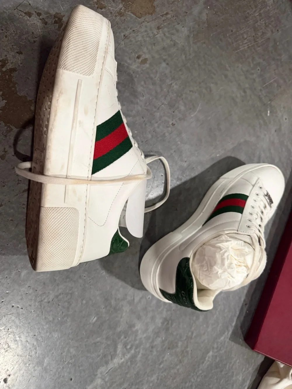 Gucci White Leather Low-Top with Green & Red Stripe Gucci Ace platform sneaker - Picture 6 of 10